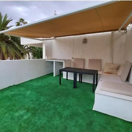 Beautifull_loft_king_size_bed_tenerife_south *